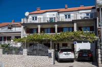 One-Bedroom Apartment in Crikvenica LXXXIV - Chambres d’hôtes Crikvenica
