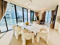 Ultra Luxury 2BR with Beachfront Living in Bay Tower 2 - B&B Ras Al Khaimah