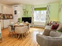 Rodwell Holt - B&B Weymouth