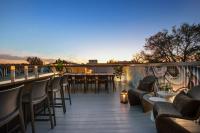 Contemporary Home Hot Tub and Rooftop Deck - B&B New Orleans