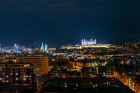 ADM - Première Sky Apartment - FREE Parking Garage - Ferienwohnung Bratislava