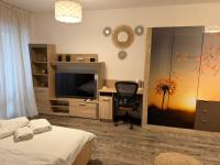 Cherie - Iulius Walk Center - B&B Iași