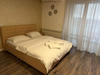 Cherie - Iulius Walk Center - B&B Iași