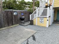 Sunny PaG Island rental wbikes-just steps2beach - B&B Saint Pete Beach