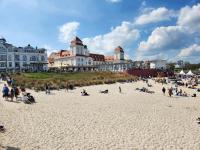 Aparthotel Ostsee W22 in Binz direkt am Strand mit überdachtem Balkon - B&B Ostseebad Binz