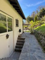 Il Bell'Ovile, bellissima villa nel verde, con privacy garantita - Chambres d'hôtes Novaggio