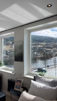 Luxury River View apt - Hotel Vibe - Heart of Voss - Bed and Breakfast Voss