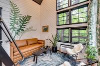 Treetop Hideaways: Wood Lily Treehouse in Chattanooga - B&B Chattanooga