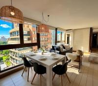 Comfort with parking and Wi-Fi Manquehue Metro Station - B&B Santiago