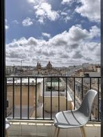 Bright & Spacious 3BR in Ta Xbiex, Full AC & WiFi - Bed and Breakfast Ta’ Xbiex