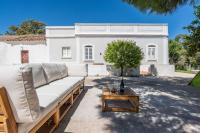 Spacious & Artistic House with Pool by HostWise - B&B Moncarapacho