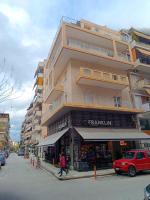 Gk Suites-Constantin view , auto check-in 24h - Ferienwohnung Lárisa