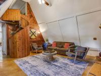 Five Acre Waterfront Retreat - B&B Belton