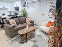 An Exquisite One-Bedroom Guest Suite - B&B Regina