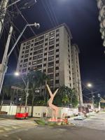 Ap Centro - Wi-fi, Piscina, com Vista da Praça - Chambres d’hôtes Águas de Lindóia