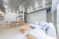 collection 01 USJ側にあるデザイナーズマンション 2LDkベッド3台 広々リビング205号 - Bed and Breakfast Osaka