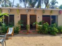 Holiday Homestay Beach Rooms Deep Diving & Light House & Watersports Tarkarli - B&B Baga