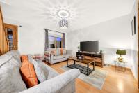 Modern Highland Stay - B&B Culloden