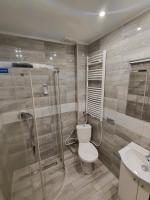Usługi Hotelarskie Jan - B&B Ząbki