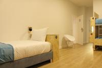Bunk Bed in Mixed Dormitory Room