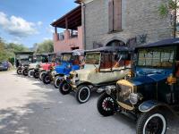 Casale dei Villa villa with pool and private parking - B&B Ciampino