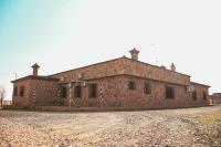 Casa Rural El Abuelo Mauri en Toledo ,finca privada sin vecinos, piscina y total libertad - Chambres d'hôtes Mascaraque