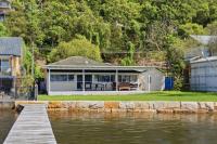 Central Coast Waterfront 2BR with Jetty Access - Bed and Breakfast Galiwinku