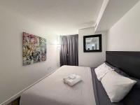 1Bdrm with Bunkbed - Bed and Breakfast Toronto