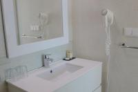 Deluxe Double Room with Side Sea View