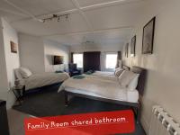 Royal Oak Rooms - Bed and Breakfast Exeter