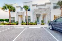 Dog-friendly retreat with pool, covered patio, children's items, grill, & AC - Chambres d'hôtes Orlando