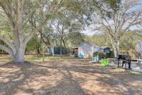 Nina's Beach Retreat: ~ 1 Mi to Holden Beach! - Ferienwohnung Supply