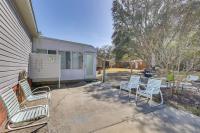 Nina's Beach Retreat: ~ 1 Mi to Holden Beach! - Ferienwohnung Supply