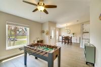 Jump Into Fall at This Cozy Gem w/ Private Pool! - Bed and Breakfast Palm Bay