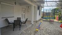 Guest house Boljević - Bed and Breakfast Rap