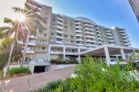 Spacious Darwin Esplanade Retreat with Pool & Spa - B&B Darwin
