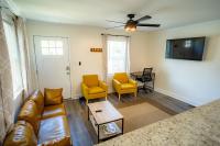 Renovated 2 Bed Walltown Home Walk to Duke! B - B&B Durham