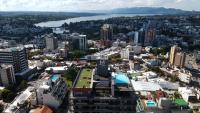 Depto Céntrico, Cochera, Pile climatizada, y Pile exterior - Chambres d'hôtes Villa Carlos Paz