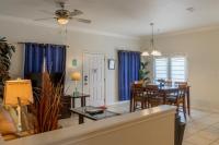 Ocean Garden 5 - Walk to the beach, WiFi - B&B South Padre Island