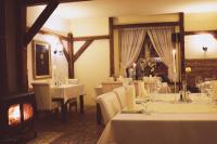 B&B Topoľčany - Barock Restaurant & Pension - Bed and Breakfast Topoľčany