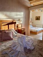 Dreibettzimmer mit Gartenblick