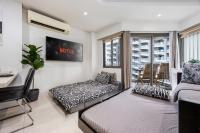 Studio for 5 at Tambuli Residences Garden View by Dominik Studio Apartment with Pool Access & Balcony in Mactan - B&B Maribago