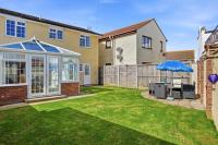 Silver Seas Coastal Home Sleeps 6 Parking Dog Friendly Near The Naze - Ferienwohnung Walton-on-the-Naze