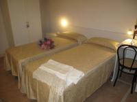 Camera Deluxe Matrimoniale/Doppia con Letti Singoli