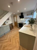Beautiful cosy cottage in the heart of Truro - Chambres d'hôtes Truro