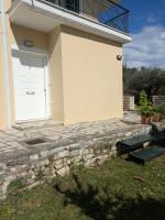 Studio with cute garden space - Bed and Breakfast Nydri