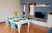 AR House - Bed and Breakfast Clusane