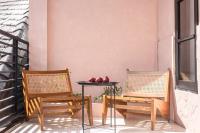 Studio-Apartment mit Balkon