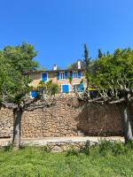 Superbe bastide provençale avec piscine rivière et terrain de pétanque - B&B Salernes