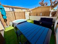 Les Appartements du Mas - Quartz - B&B Saint-Laurent-d'Aigouze